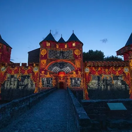 דירה Confort ! Climatisation, Calme, Piscine, Parking Gratuit, Terrasse, Wifi *