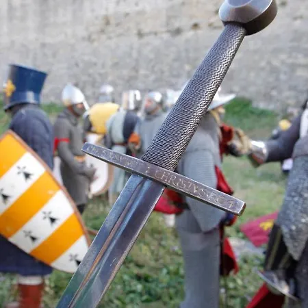 Confort ! Climatisation, Calme, Piscine, Parking Gratuit, Terrasse, Wifi * קרקסון