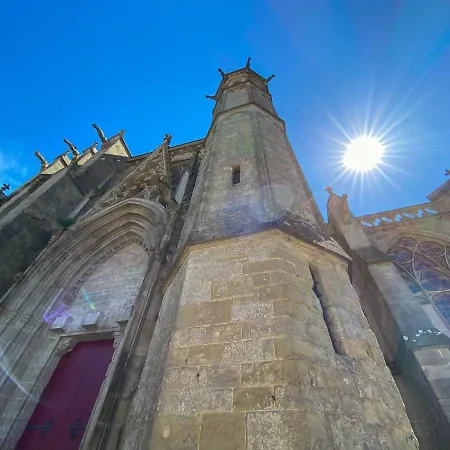 דירה Confort ! Climatisation, Calme, Piscine, Parking Gratuit, Terrasse, Wifi קרקסון