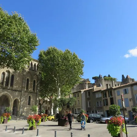 Confort ! Climatisation, Calme, Piscine, Parking Gratuit, Terrasse, Wifi דירה