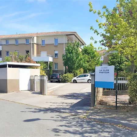 Confort ! Climatisation, Calme, Piscine, Parking Gratuit, Terrasse, Wifi *