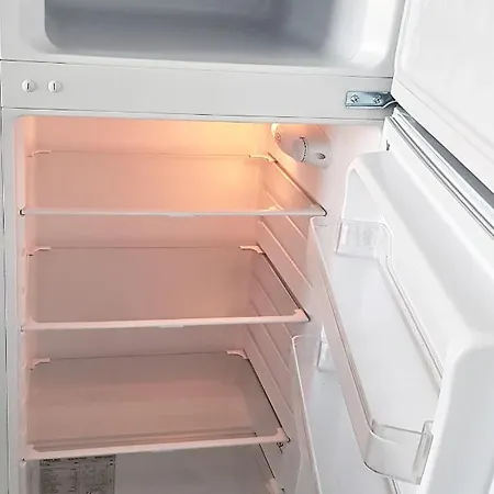 Confort ! Climatisation, Calme, Piscine, Parking Gratuit, Terrasse, Wifi דירה קרקסון