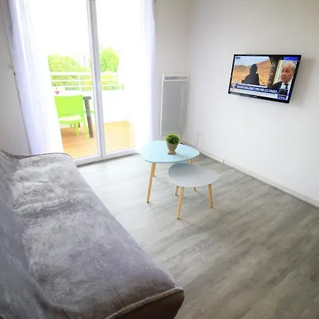Confort ! Climatisation, Calme, Piscine, Parking Gratuit, Terrasse, Wifi