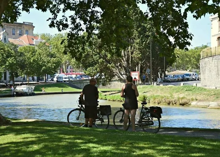 Apartmán Confort ! Climatisation, Calme, Piscine, Parking Gratuit, Terrasse, Wifi *