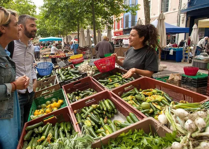 Confort ! Climatisation, Calme, Piscine, Parking Gratuit, Terrasse, Wifi