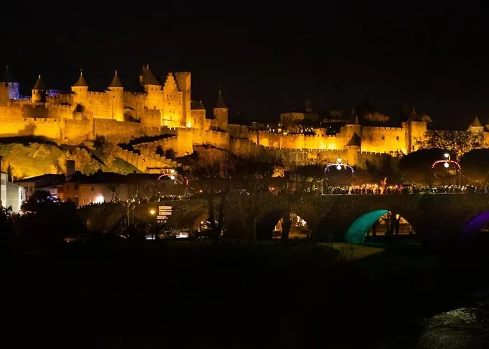 Confort ! Climatisation, Calme, Piscine, Parking Gratuit, Terrasse, Wifi * Carcassonne