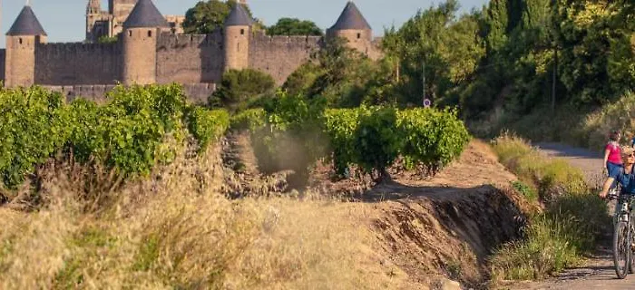 Confort ! Climatisation, Calme, Piscine, Parking Gratuit, Terrasse, Wifi Apartmán Carcassonne