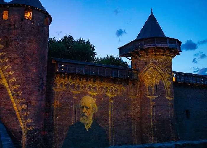 Apartment Confort ! Climatisation, Calme, Piscine, Parking Gratuit, Terrasse, Wifi *