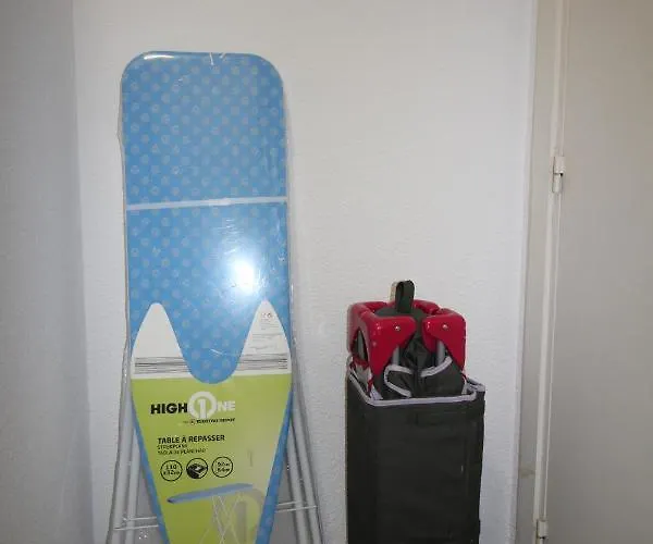 Confort ! Climatisation, Calme, Piscine, Parking Gratuit, Terrasse, Wifi * Carcassonne