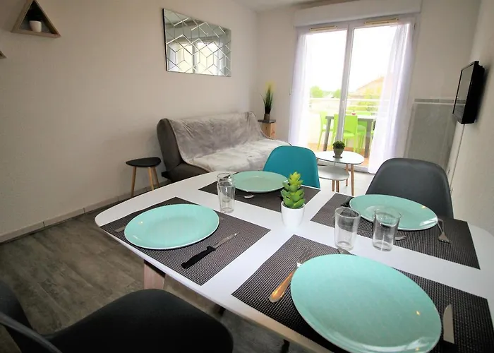 Confort ! Climatisation, Calme, Piscine, Parking Gratuit, Terrasse, Wifi * Carcassonne