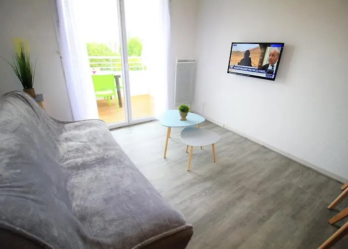 Confort ! Climatisation, Calme, Piscine, Parking Gratuit, Terrasse, Wifi